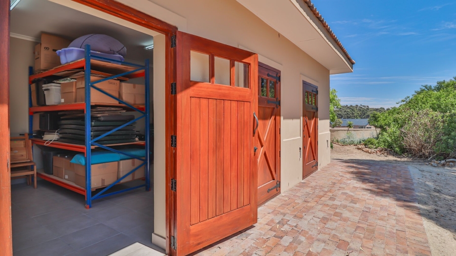 4 Bedroom Property for Sale in High Riding Country Estate Western Cape